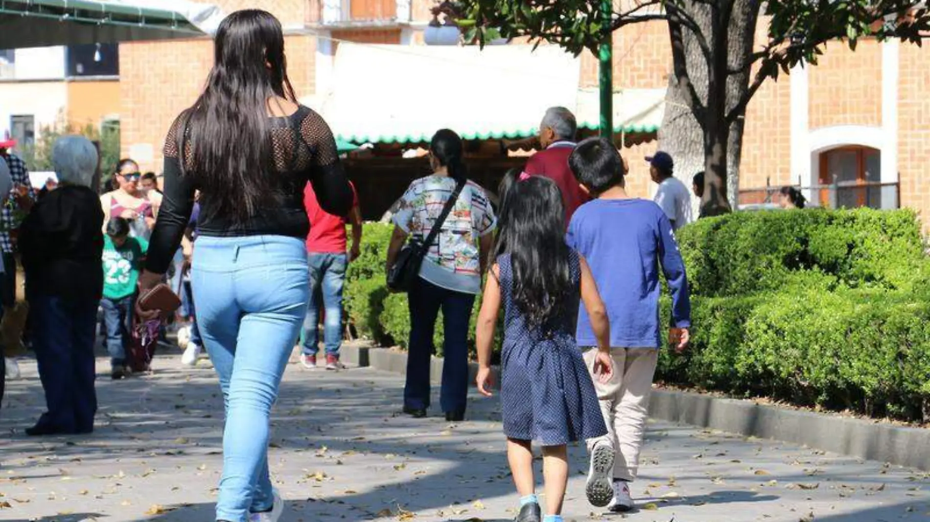 gente caminando tlaxcala